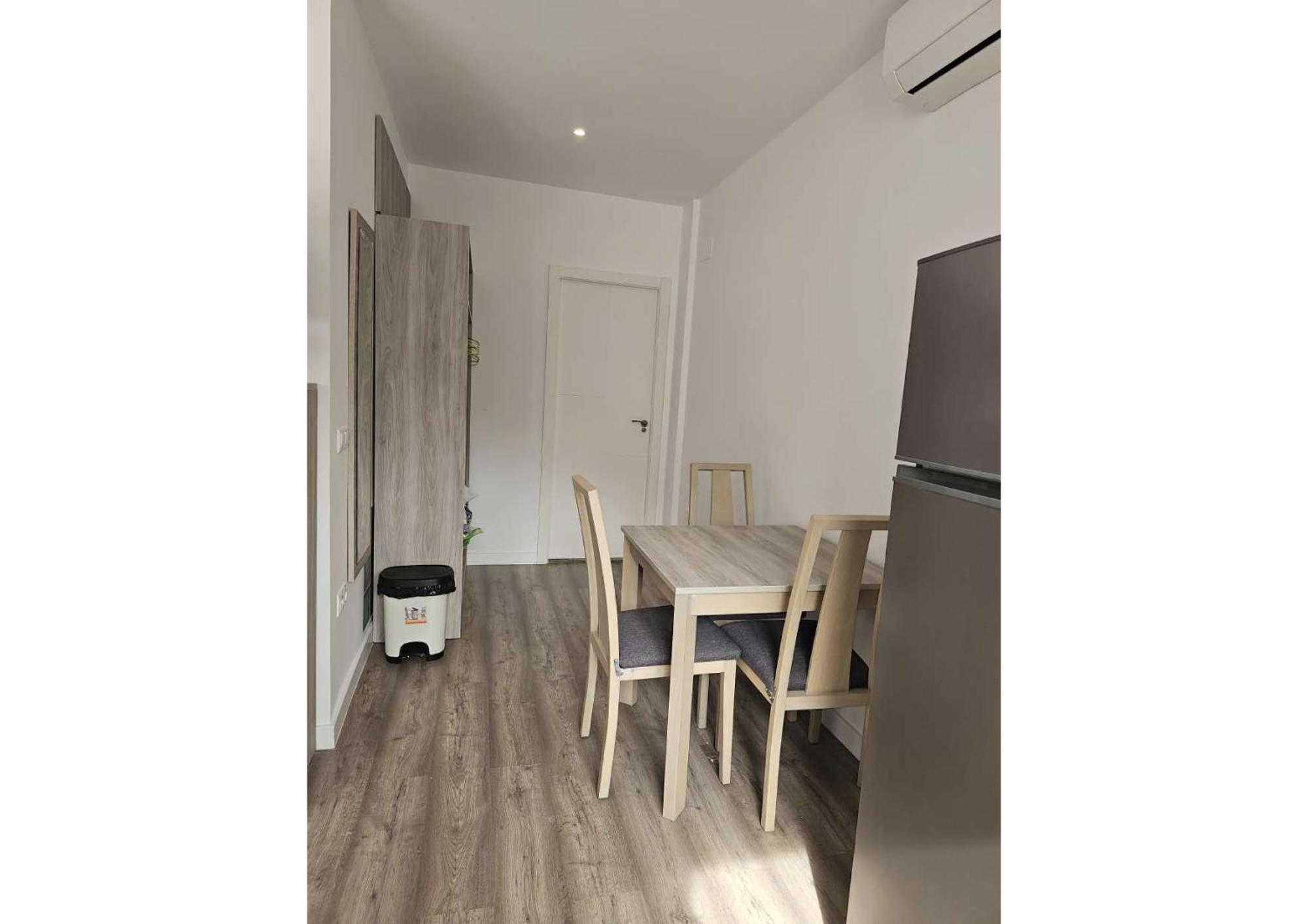 Apartamentos Turisticos Kenzamin อาลิกันเต ภายนอก รูปภาพ