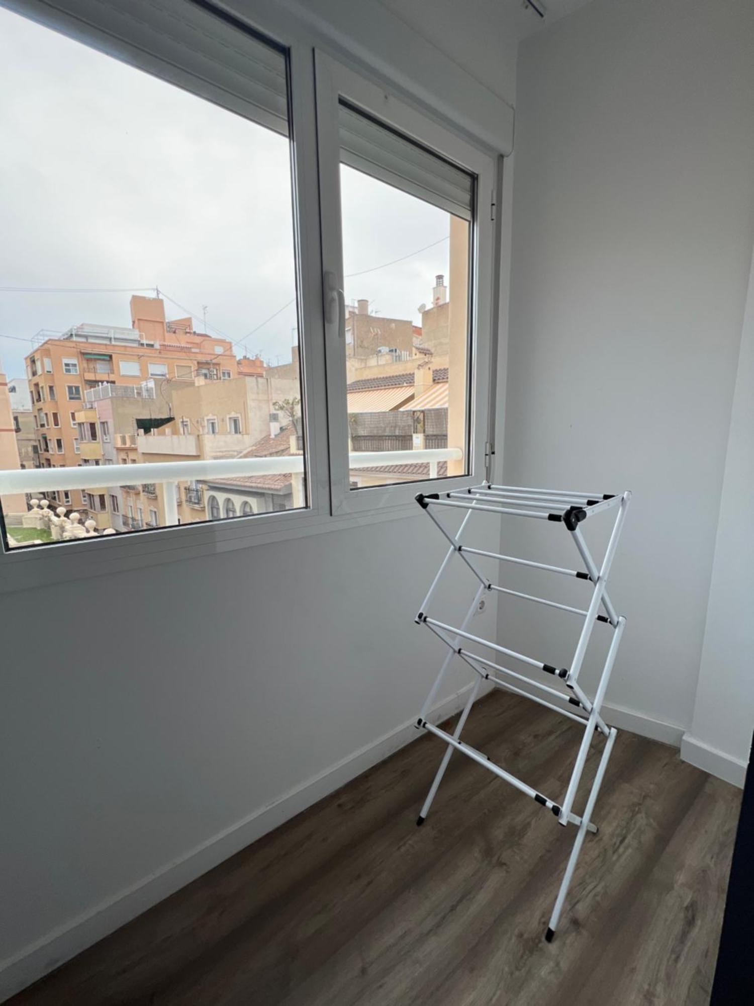 Apartamentos Turisticos Kenzamin อาลิกันเต ภายนอก รูปภาพ