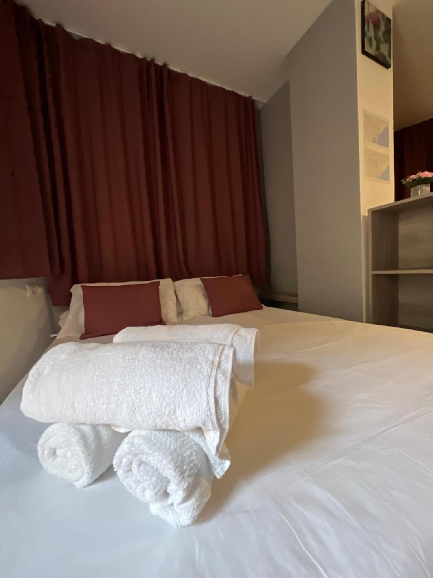 Apartamentos Turisticos Kenzamin อาลิกันเต ภายนอก รูปภาพ